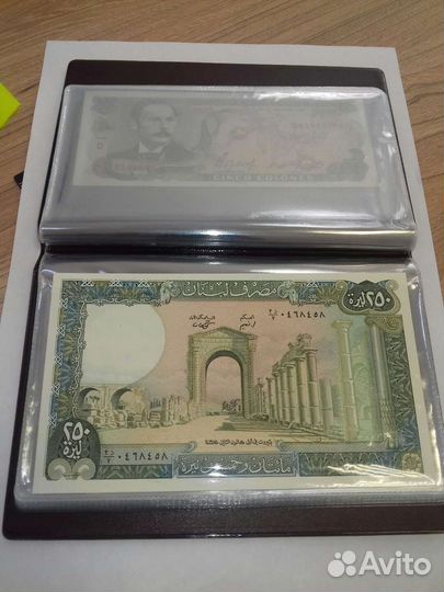 Холдеры и альбомы для банкнот (купюр)