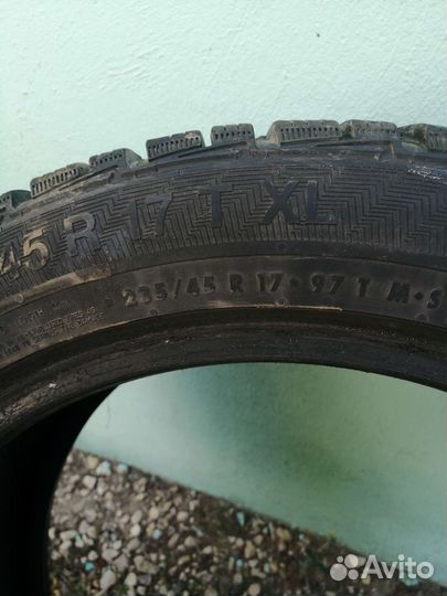 Gislaved NordFrost 100 235/45 R17