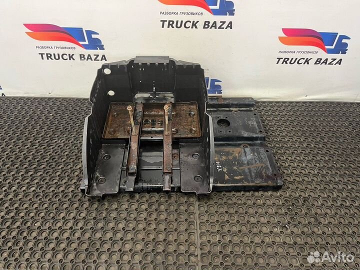 Ящик акб Daf XF106