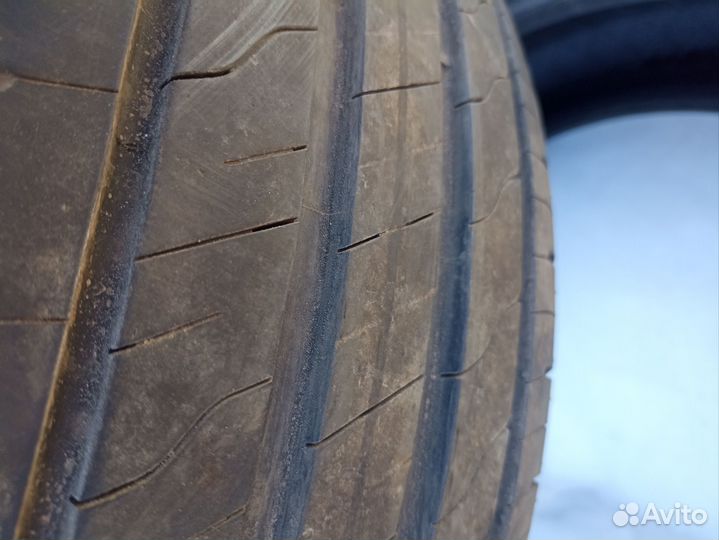 Goodyear EfficientGrip 2 SUV 235/60 R18