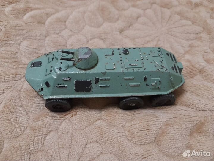 Игрушка бтр СССР