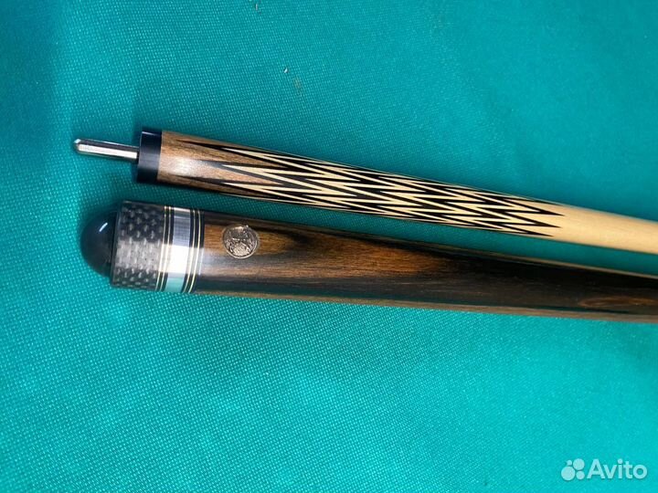 Kий для русскoго бильяpда Королeв макaссaр