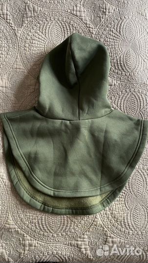 Манишка с капюшоном