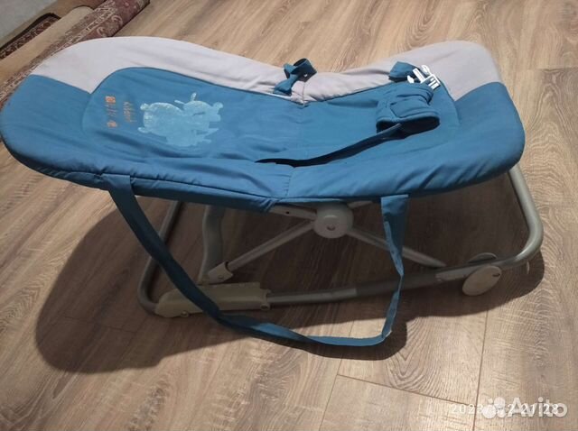 Шезлонг детский