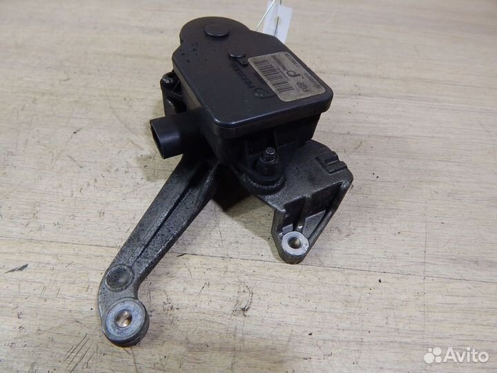 Привод вихревых заслонок коллектора Opel Astra H