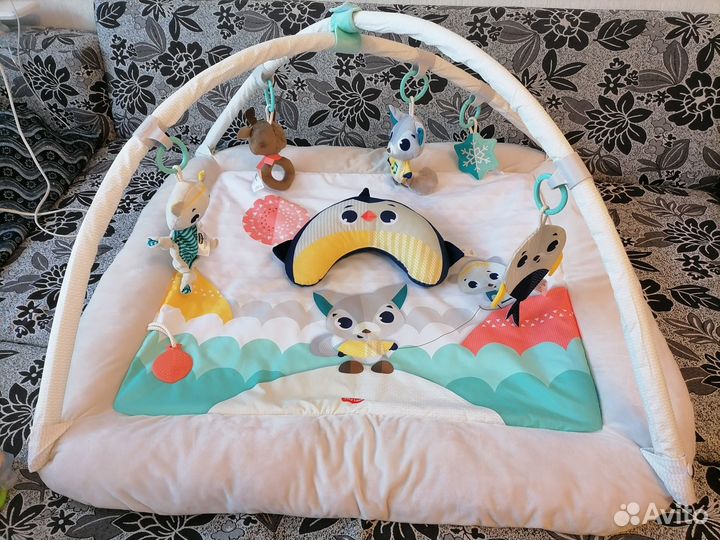 Развивающий коврик tiny love разные
