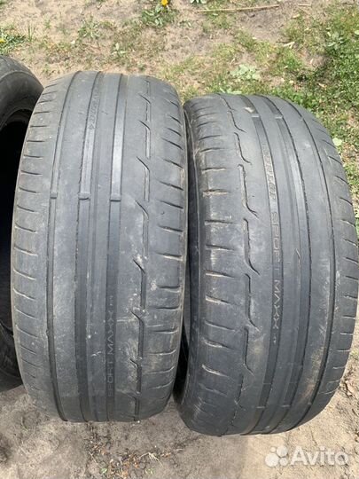 Dunlop SP Sport Maxx 235/55 R17