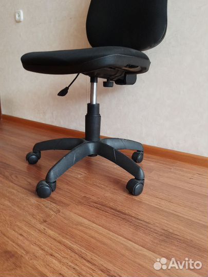 Компьютерное кресло бу