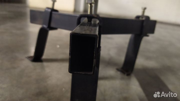 Съемник тормозных барабанов