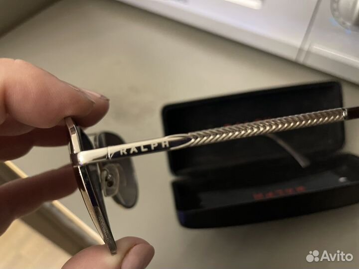 Солнцезащитные очки