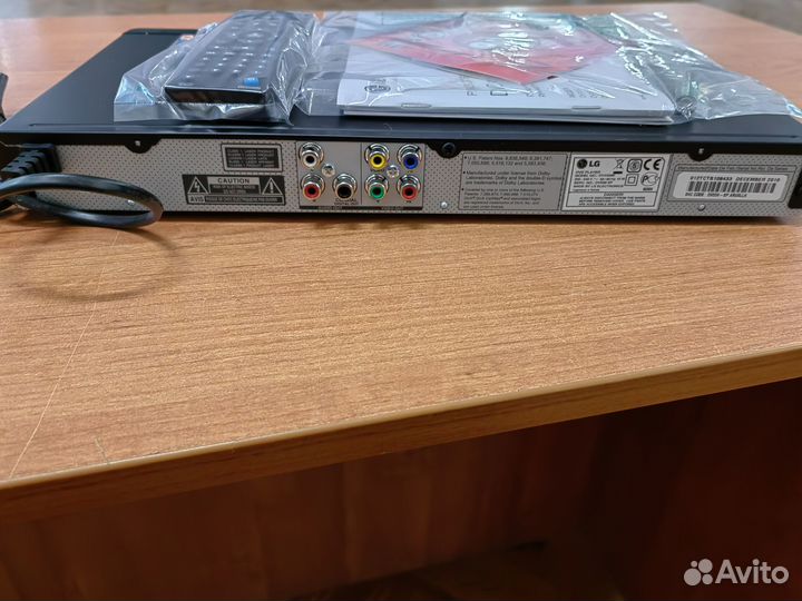 DVD LG DVX 556 K с караоке. Диск в наличии