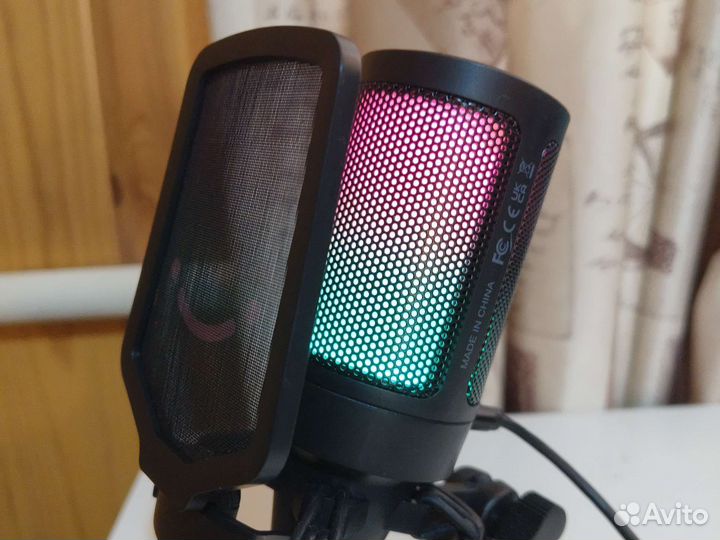 Микрофон Fifine a6v с RGB подсветкой