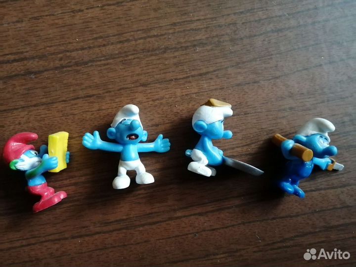 Киндер сюрприз смурфики