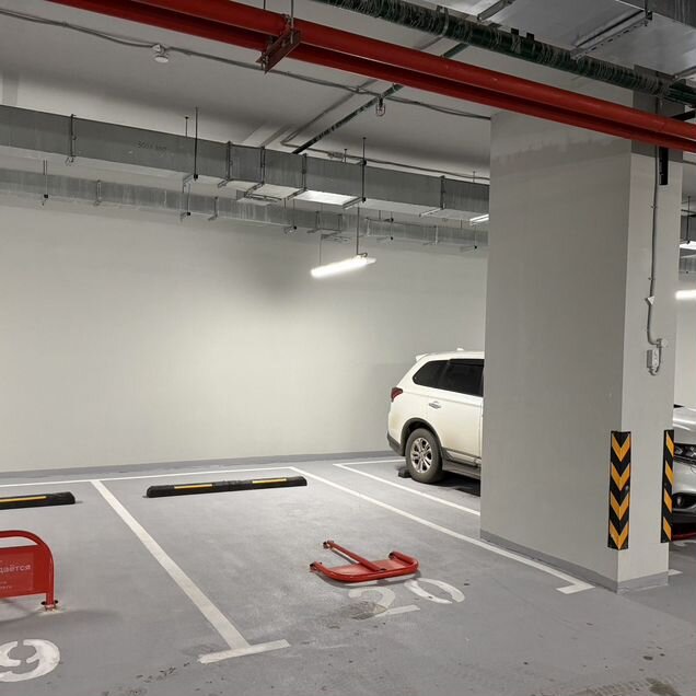 Машиноместо, 13 м²