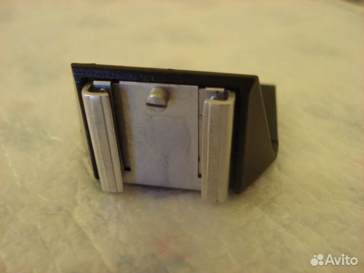 Вспышкодержатель для фотоаппарата Зенит