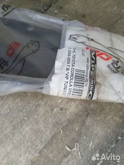 Дефлектор на Тойота corolla versa 2006г