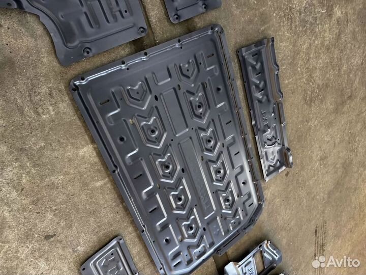 Защита днища LiXiang L9 3,5мм