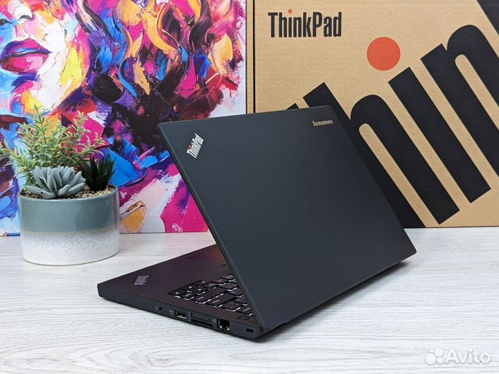 В идеале Thinkpad X250 i5-5200U 8GB 512SSD IPS