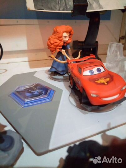 Игры на Х Бокс 360 Disney infinity + диски