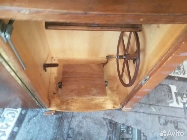 Швейная машина Altenburg