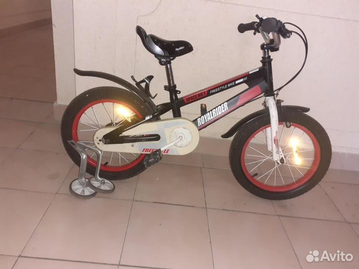 Детский велосипед RoyalRider + самокат