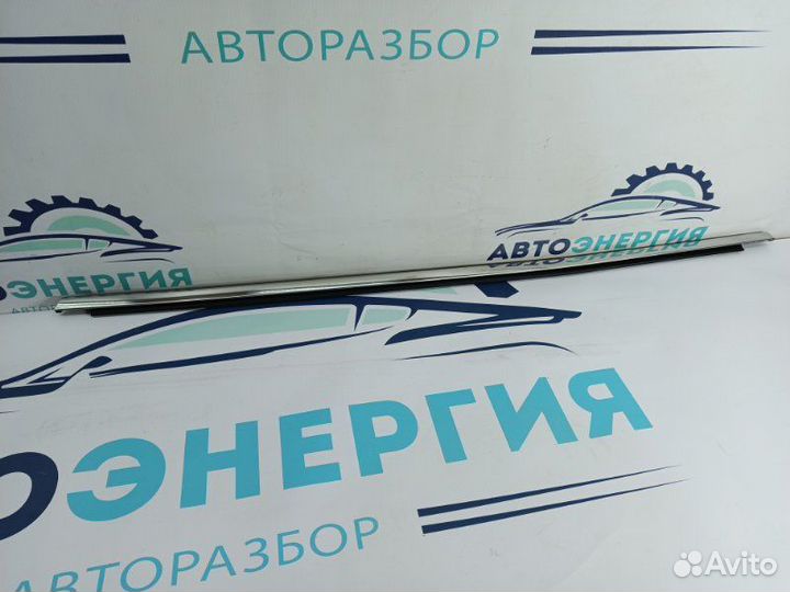 Бархотка стекла наружная задняя правая Geely