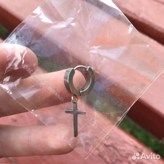 Серьга в ухо