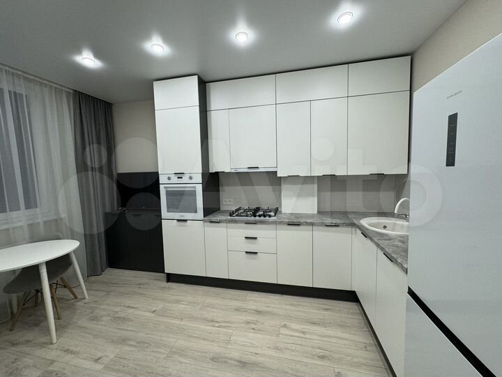 1-к. квартира, 37 м², 3/3 эт.