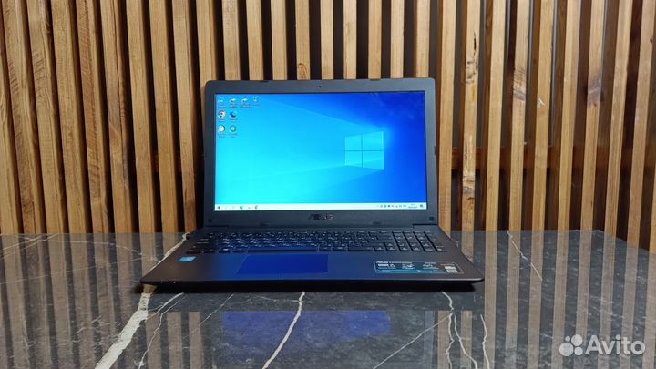 Ноутбук Asus X553M на SSD