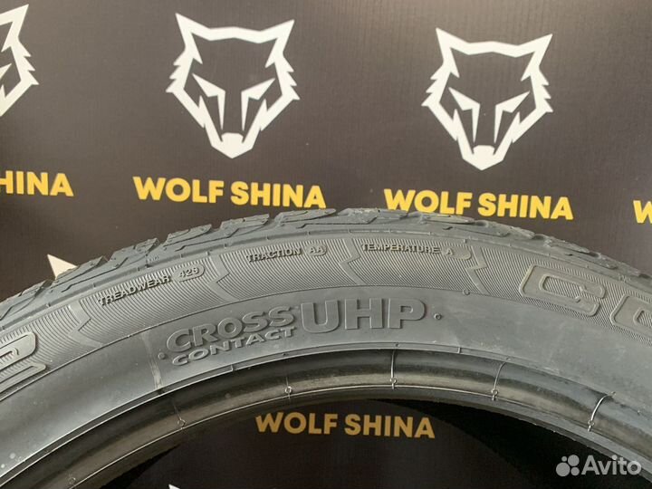 Continental ContiCrossContact UHP 305/40 R22 114W