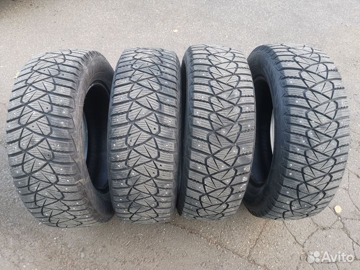 Dunlop Ice Touch 215/65 R16 98T