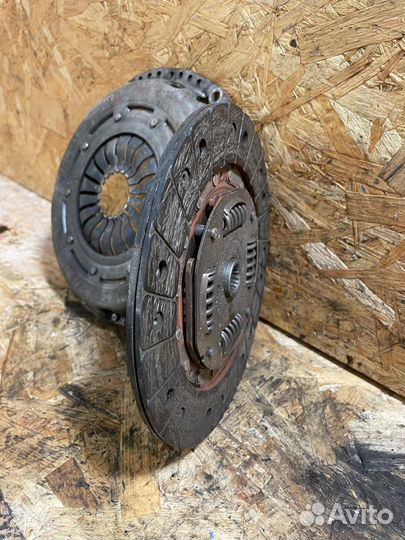 Корзина диск сцепления Форд Фокус 3 1,6