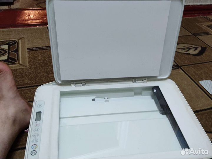 Цветной струйный принтер HP Deskjet
