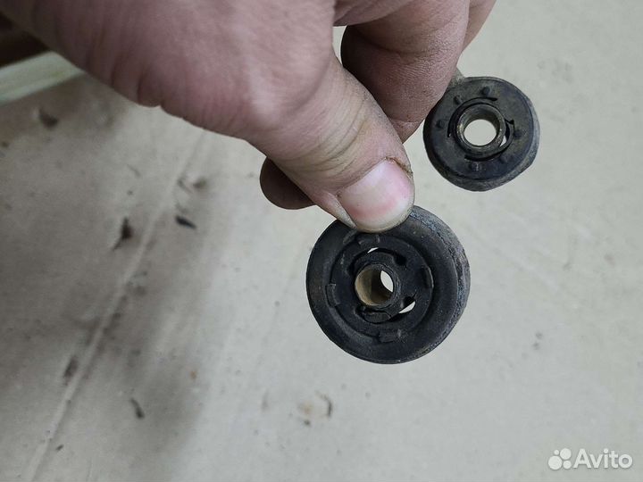 Кулиса МКПП с тросами Hyundai Elantra XD