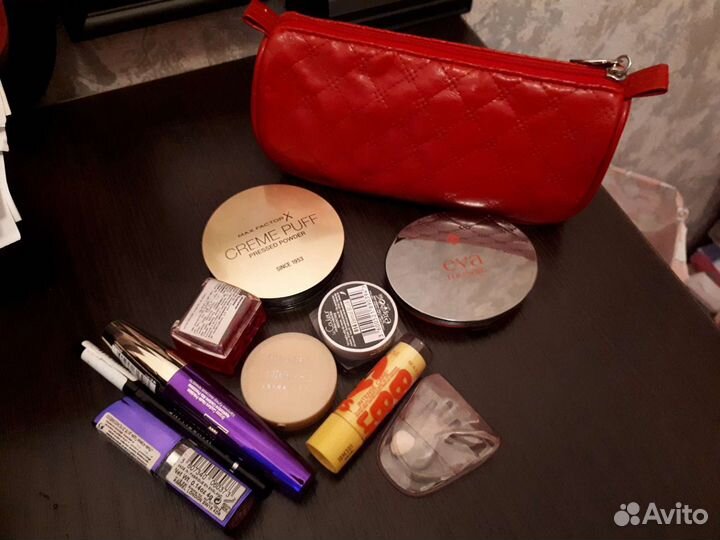 Набор косметики + набор кистей