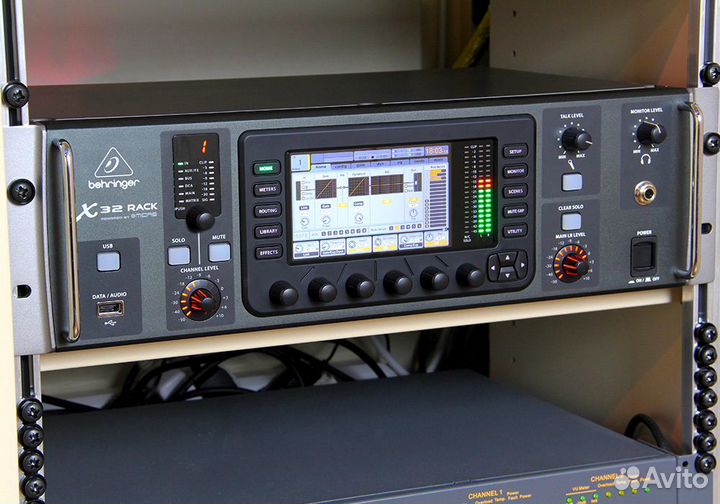 Behringer X32 rack- цифровой микшер