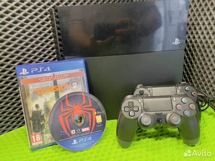 Sony PS4 1TB 2 джоя/2 Диска
