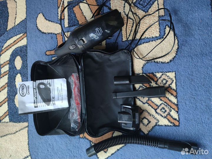 Автомобильный пылесос