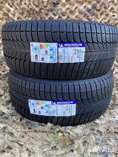 Michelin X-Ice XI3 245/45 R18 100H