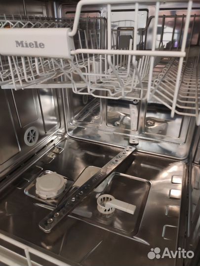 Посудомоечная машина Miele