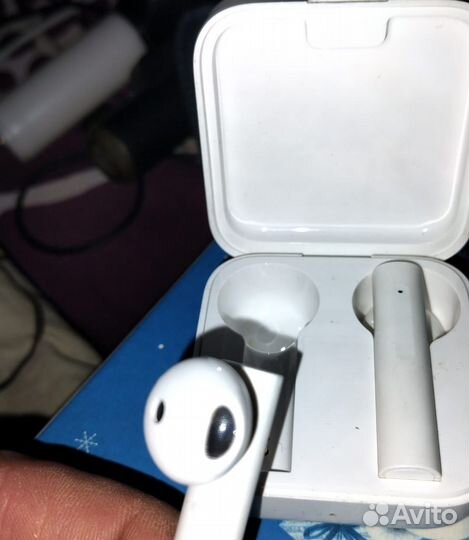 Беспроводные наушники