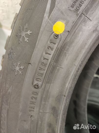 Dunlop SP Winter Ice 03 205/60 R16 96T