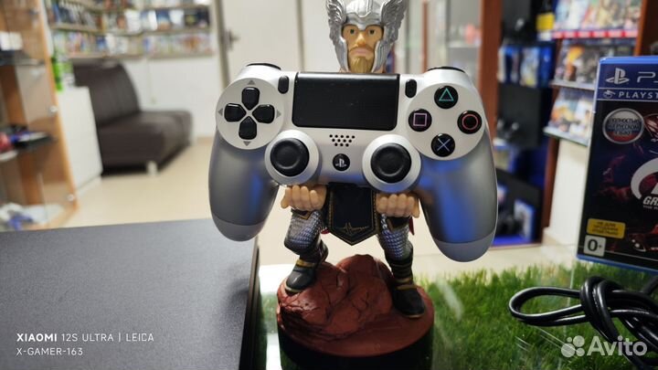 Sony PS4 PRO 1TB 4k/2 Геймпада/Игры/Подставка