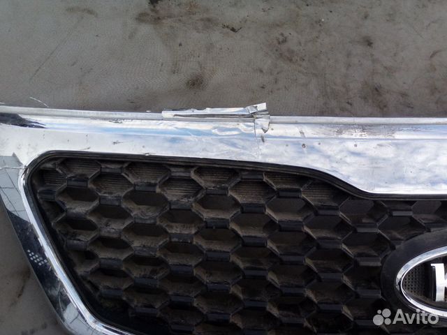 Решетка радиатора kia Sorento
