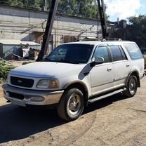 Ford Expedition 5.4 AT, 1997, 350 000 км, с пробегом, цена 850 000 руб.