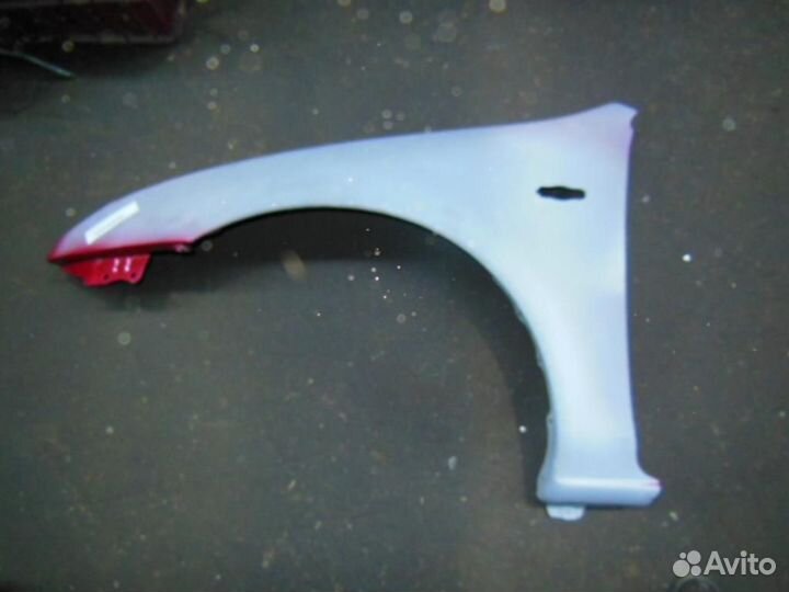 Крыло переднее левое Mazda 323