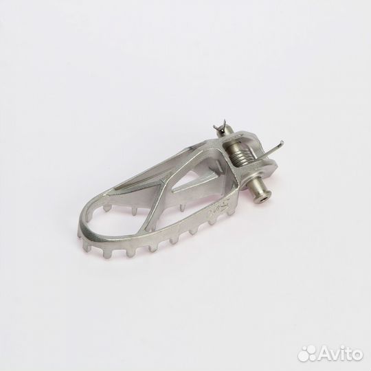 Подножка водительская левая Avantis Enduro в сборе