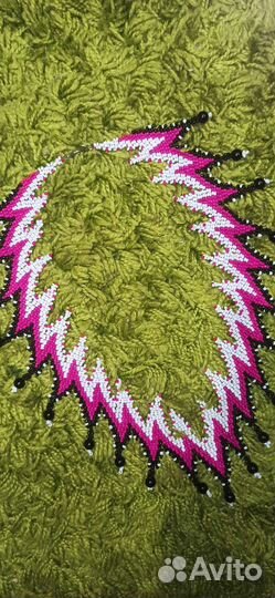 Колье из бисера