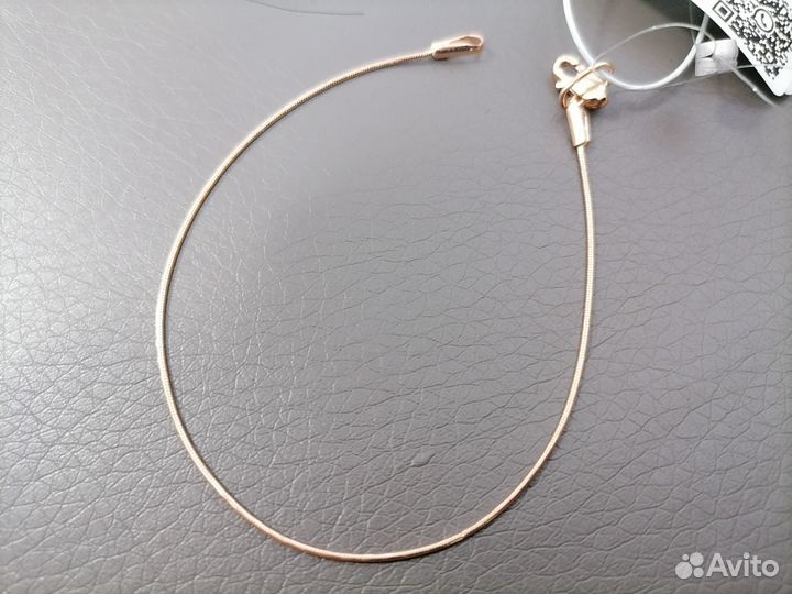 Золотой женский браслет