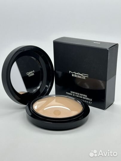 MAC Mineralize Skinfinish Natural